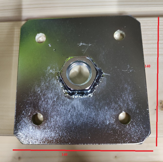 Blacha Montażowa 140×140 z Nakrętką M24 - obrazek 4